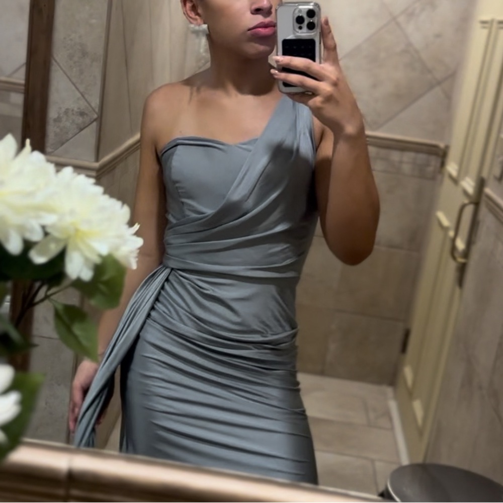 SILVER |BRIDAL|PROM| FORMAL| Satin dress worn once, Only one made | PARTY